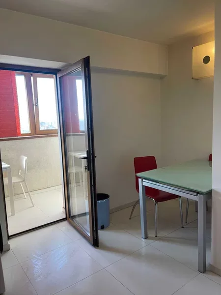 Eroilor metrou, Stirbei Voda, Judecatoria sect 6, bloc1990 anvelopat, ANAF