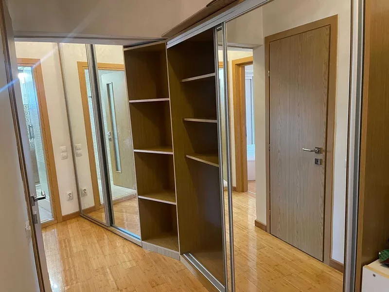 Eroilor metrou, Stirbei Voda, Judecatoria sect 6, bloc1990 anvelopat, ANAF